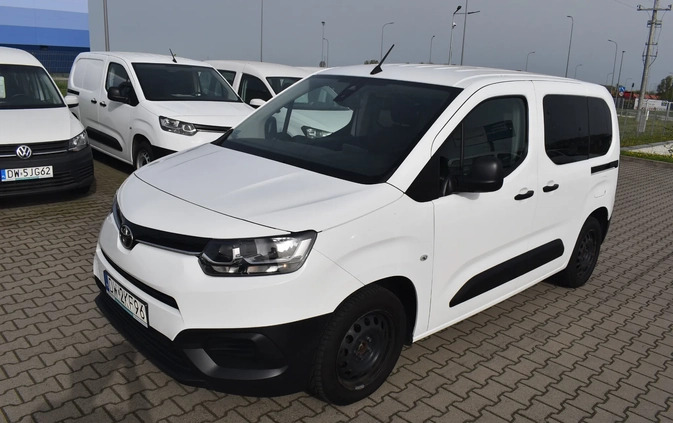 Toyota Proace City Verso cena 76100 przebieg: 89654, rok produkcji 2020 z Siemianowice Śląskie małe 704